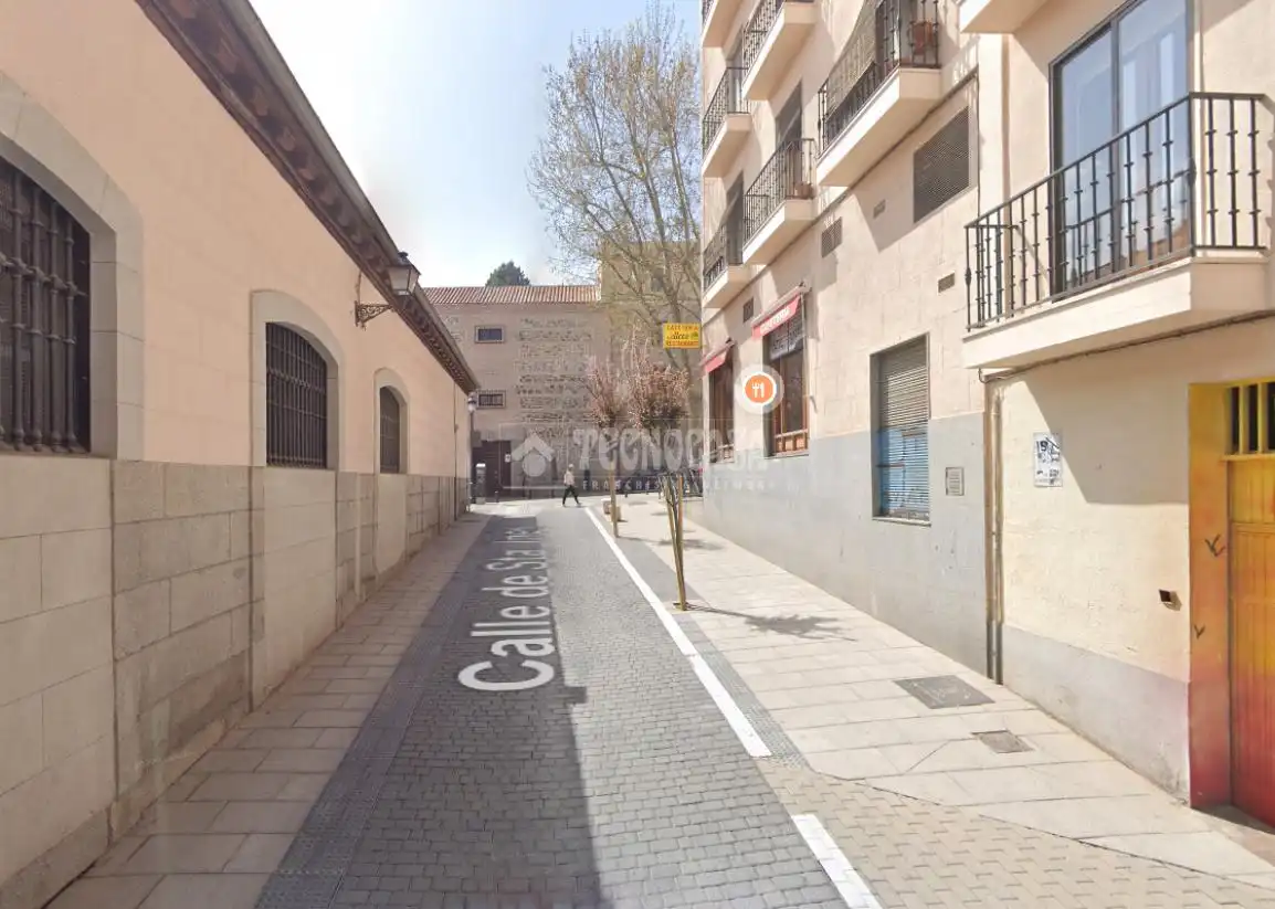 Exterior view of Garage for sale in Madrid