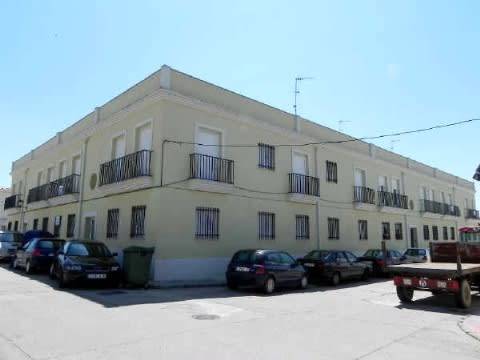 Piso en Venta en  C/ Diego García Andrade en Burguillos del Cerro