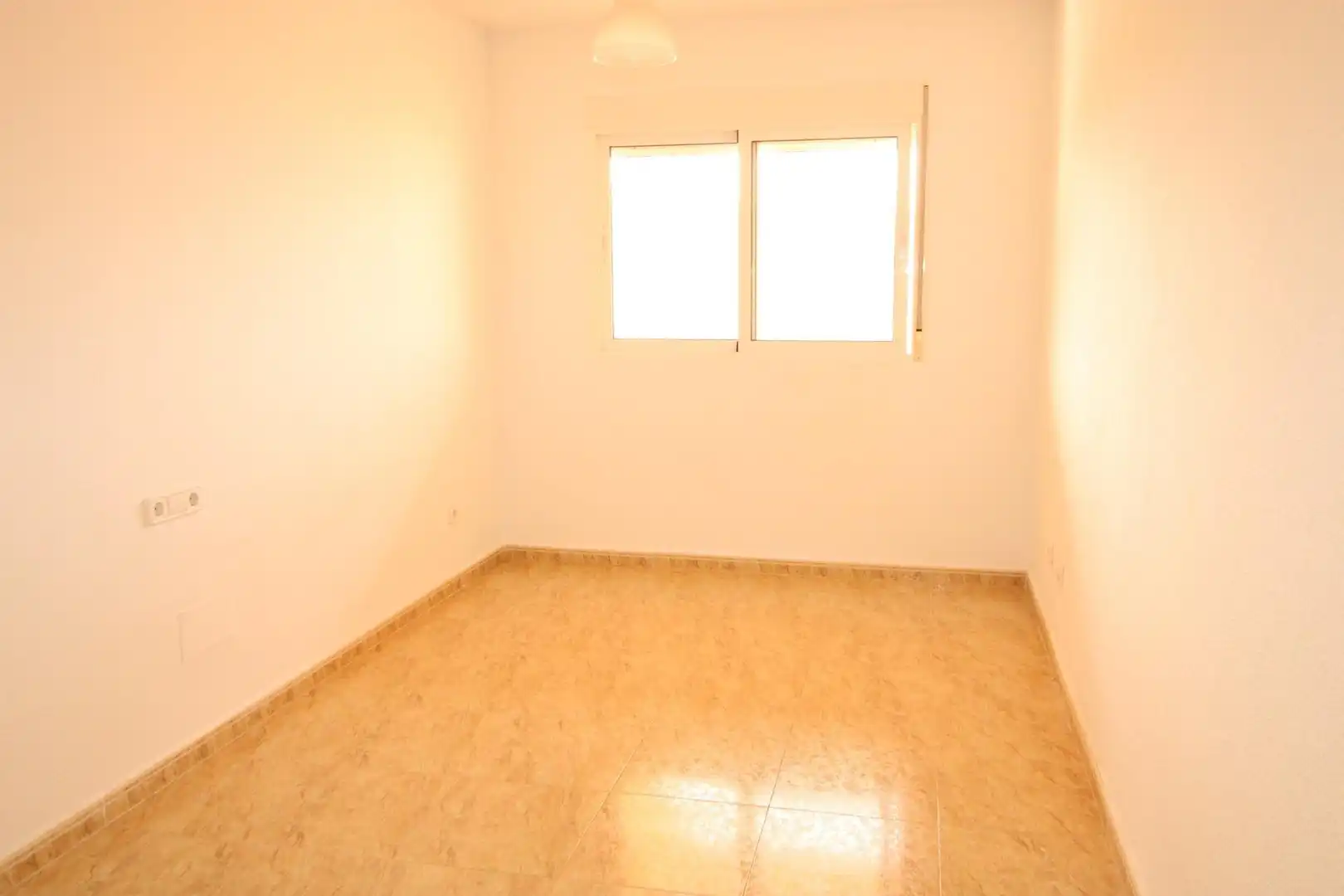 Habitación de Piso en venta en La Unión con Terraza, Trastero y Balcón