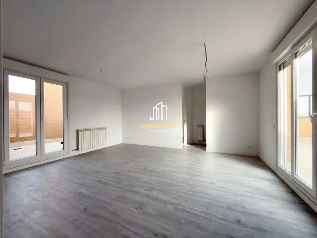 Wohnzimmer von Wohnung zum Verkauf in Lardero mit Heizung, Parkett und Terrasse
