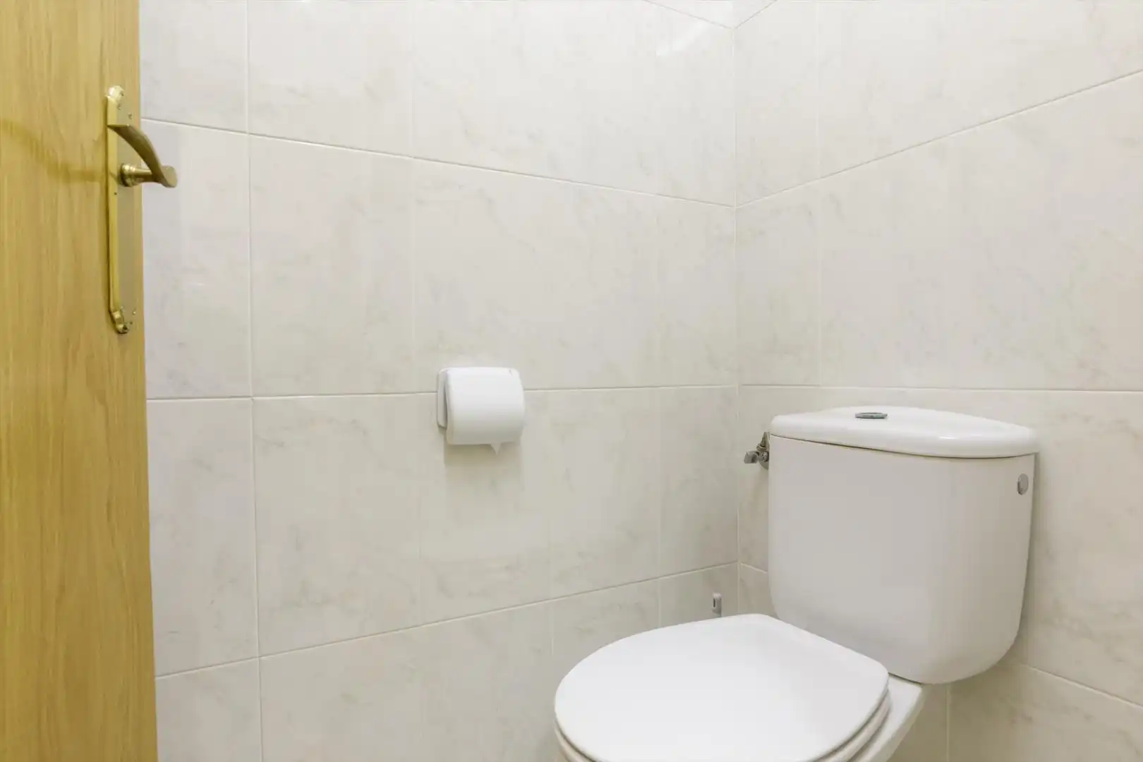 Bany de Local en venda en Zaragoza