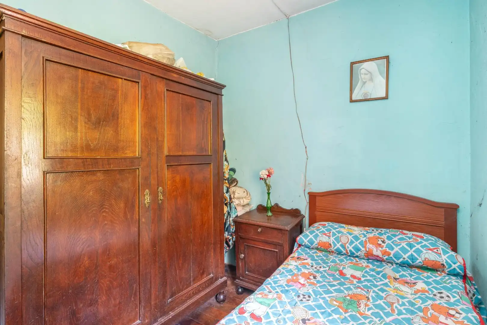 Dormitori de Casa o xalet en venda en Cangas del Narcea amb Calefacció, Jardí privat i Terrassa