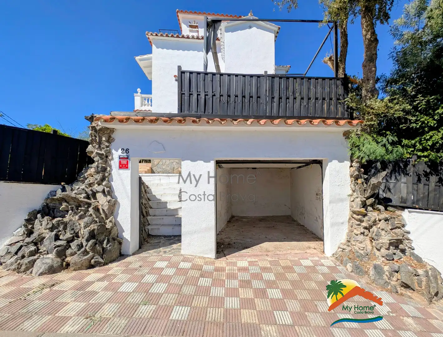Vista exterior de Casa o xalet en venda en Lloret de Mar amb Aire condicionat, Calefacció i Jardí privat