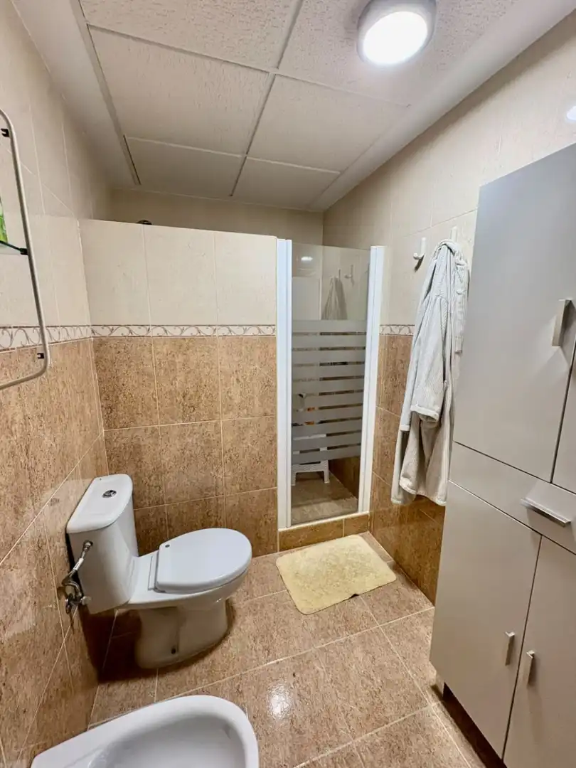 Bany de Casa o xalet en venda en Gerena amb Aire condicionat, Calefacció i Terrassa
