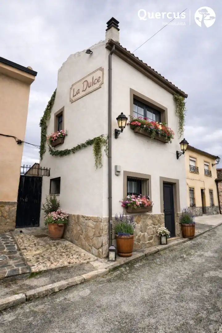 Vista exterior de Casa o chalet en venta en Cabañas de Polendos con Aire acondicionado, Calefacción y Amueblado