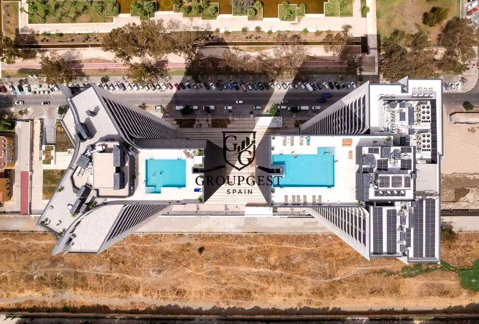 Swimming pool of Flat for rent in Málaga Capital  with Air Conditioner, Heating and Parquet flooring