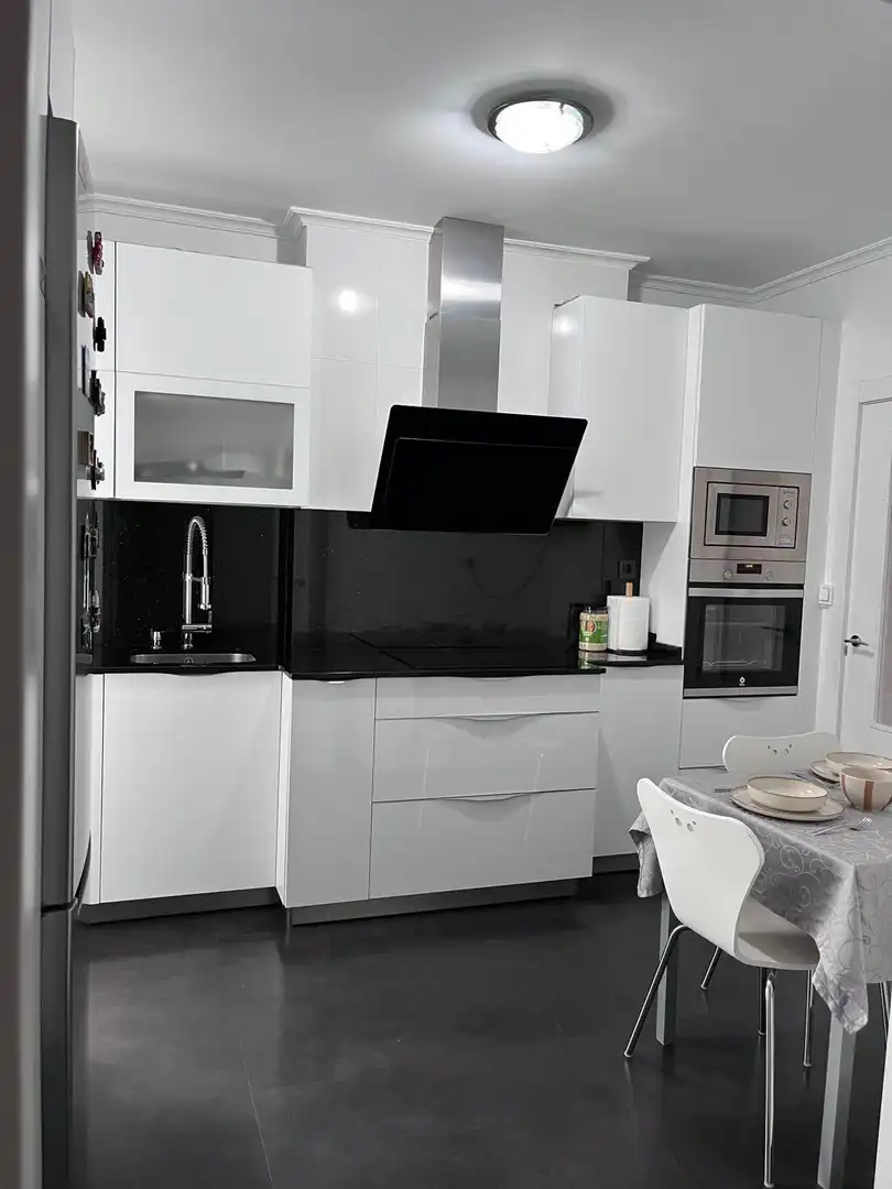 Piso con terraza en venta en Juan de Garay Kalea, imagen 5