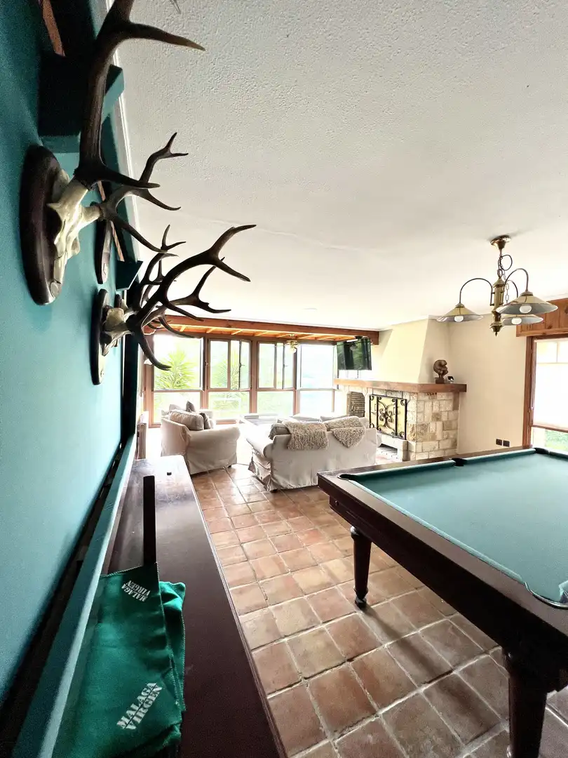 Sala de estar de Casa o chalet en venta en Piloña con Calefacción y Jardín privado