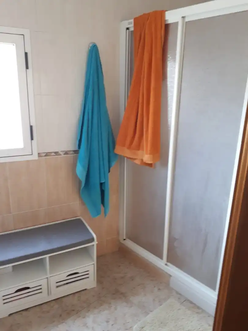 Bany de Casa o xalet en venda en Bayarque amb Terrassa, Moblat i Balcó