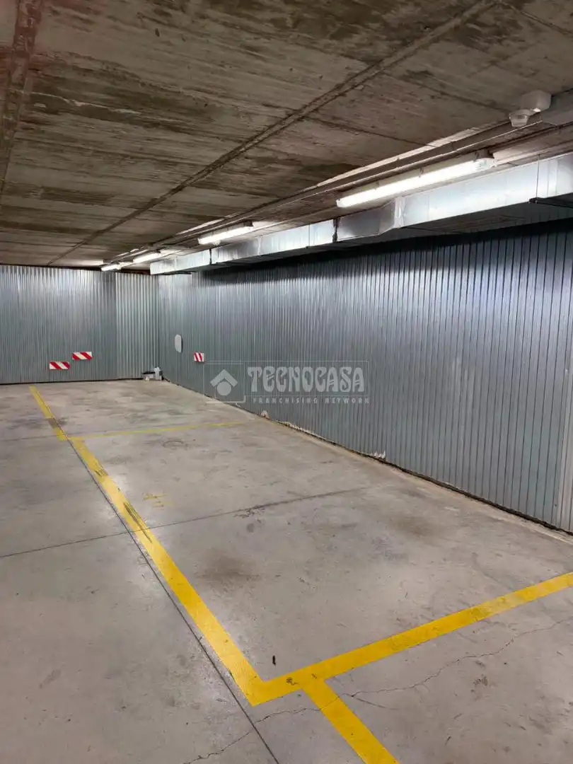 Individual for sale in Centro