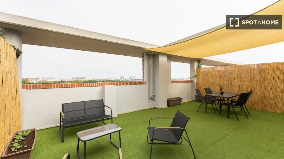 Terrace of Flat for rent in Valencia  with Air Conditioner, Heating and Furnished