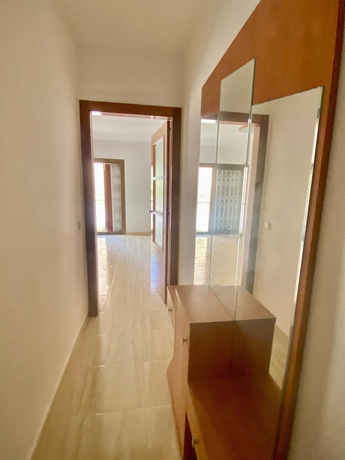 Planta baja for sale in Calle MOSSEN CINTO VERDAGUER, Nucli Antic