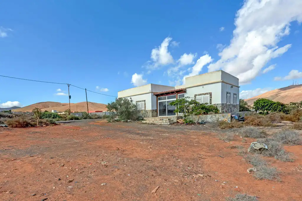 Casa o xalet en venda a C/ Los Estancos, Tefía - Tetir