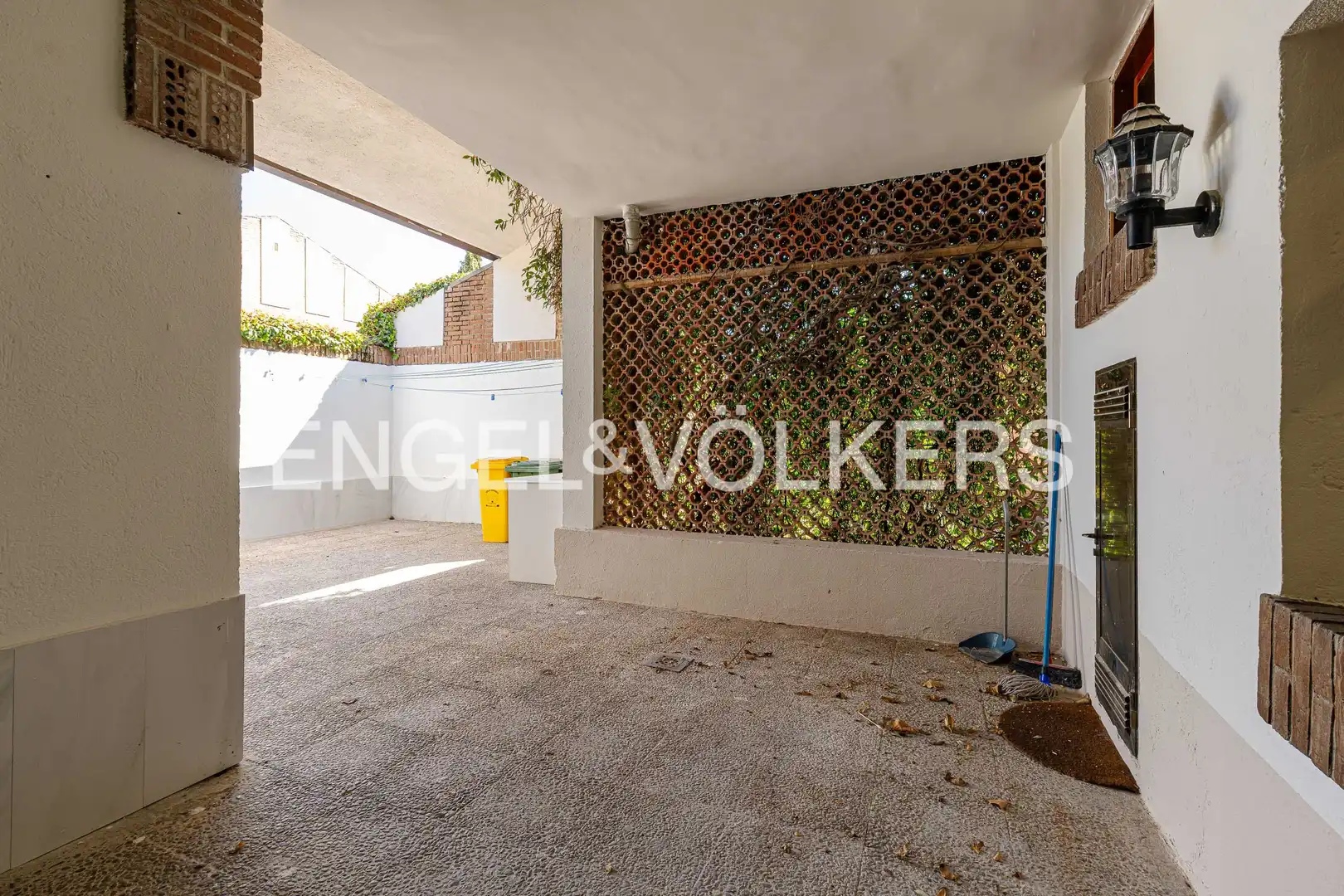 Terrassa de Casa adosada de lloguer en Boadilla del Monte amb Calefacció, Jardí privat i Parquet