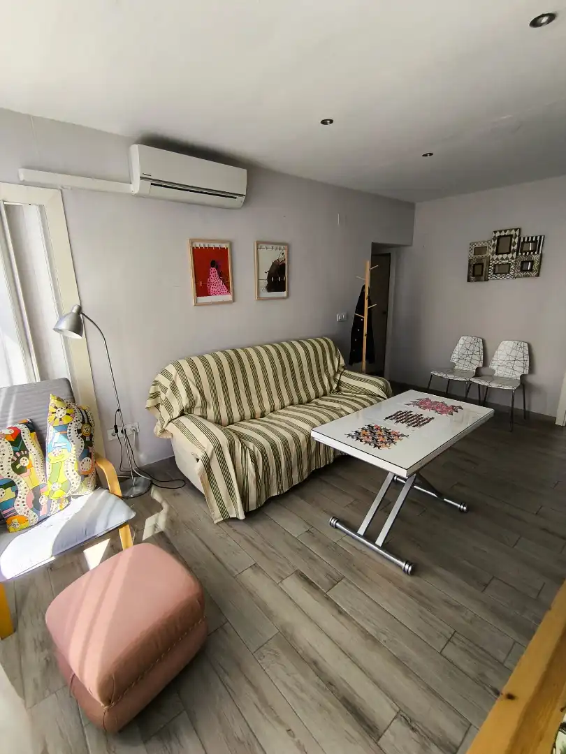 Sala de estar de Piso de alquiler en Sevilla con Aire acondicionado, Calefacción y Amueblado