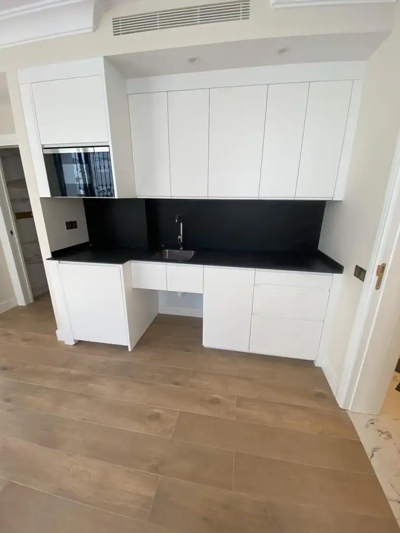 Inmuebles singulares con ascensor en venta en Estepona Pueblo, imagen 7