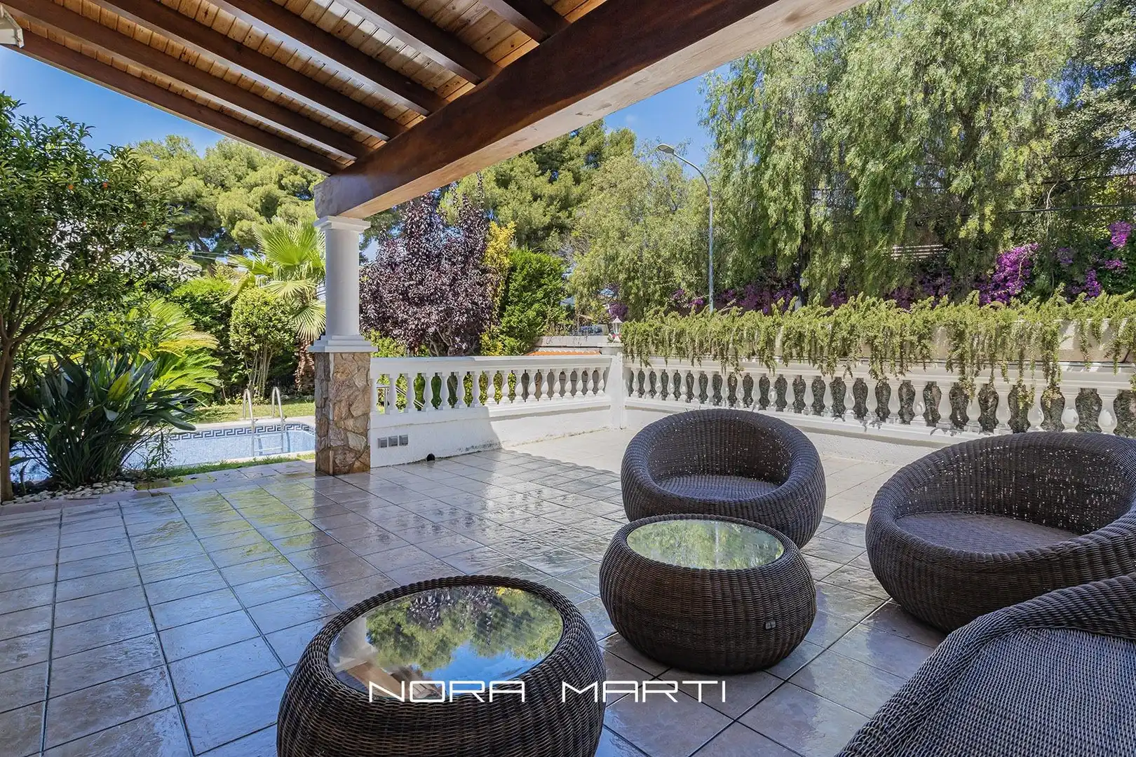 Terrasse von Einfamilien-Reihenhaus zum Verkauf in Sant Andreu de Llavaneres mit Heizung, Privatgarten und Terrasse