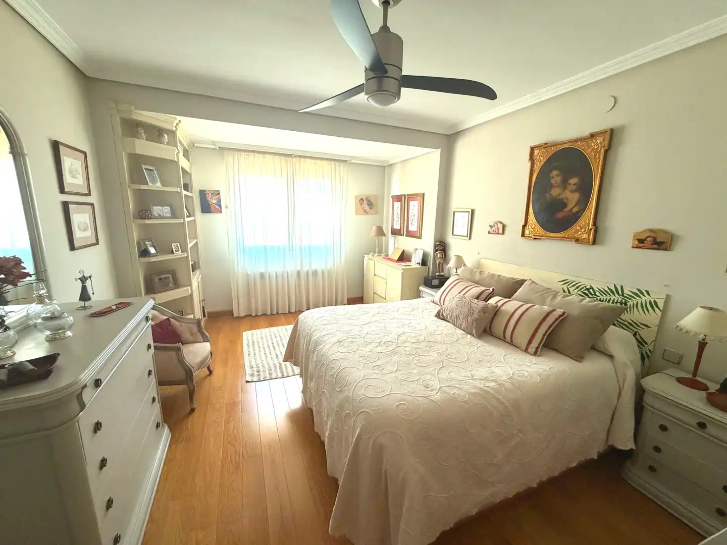 Habitación de Casa o chalet en venta en Azuqueca de Henares con Aire acondicionado, Jardín privado y Trastero