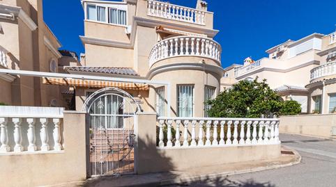 Photo 2 of House or chalet for sale in  Villas del Duque, C. Panticosa, 56, La Florida, Orihuela