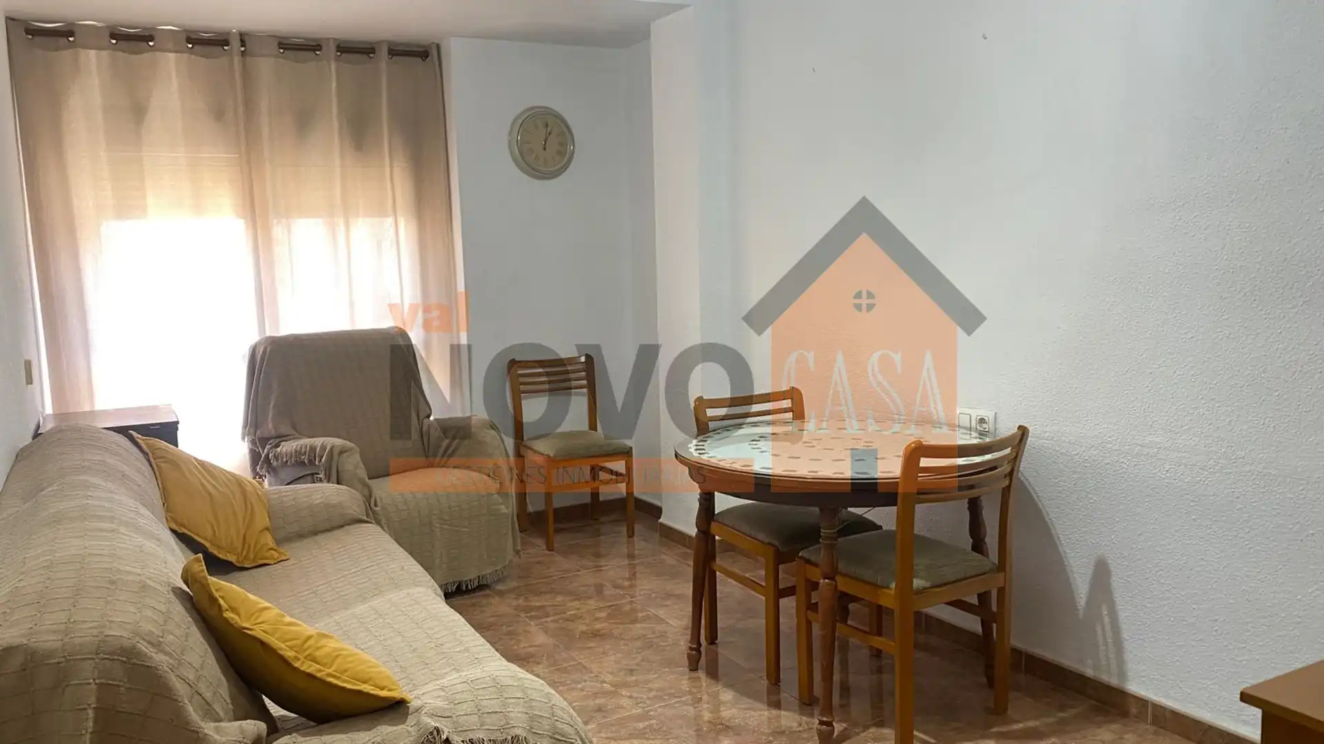 Sala de estar de Piso en venta en Silla con Aire acondicionado