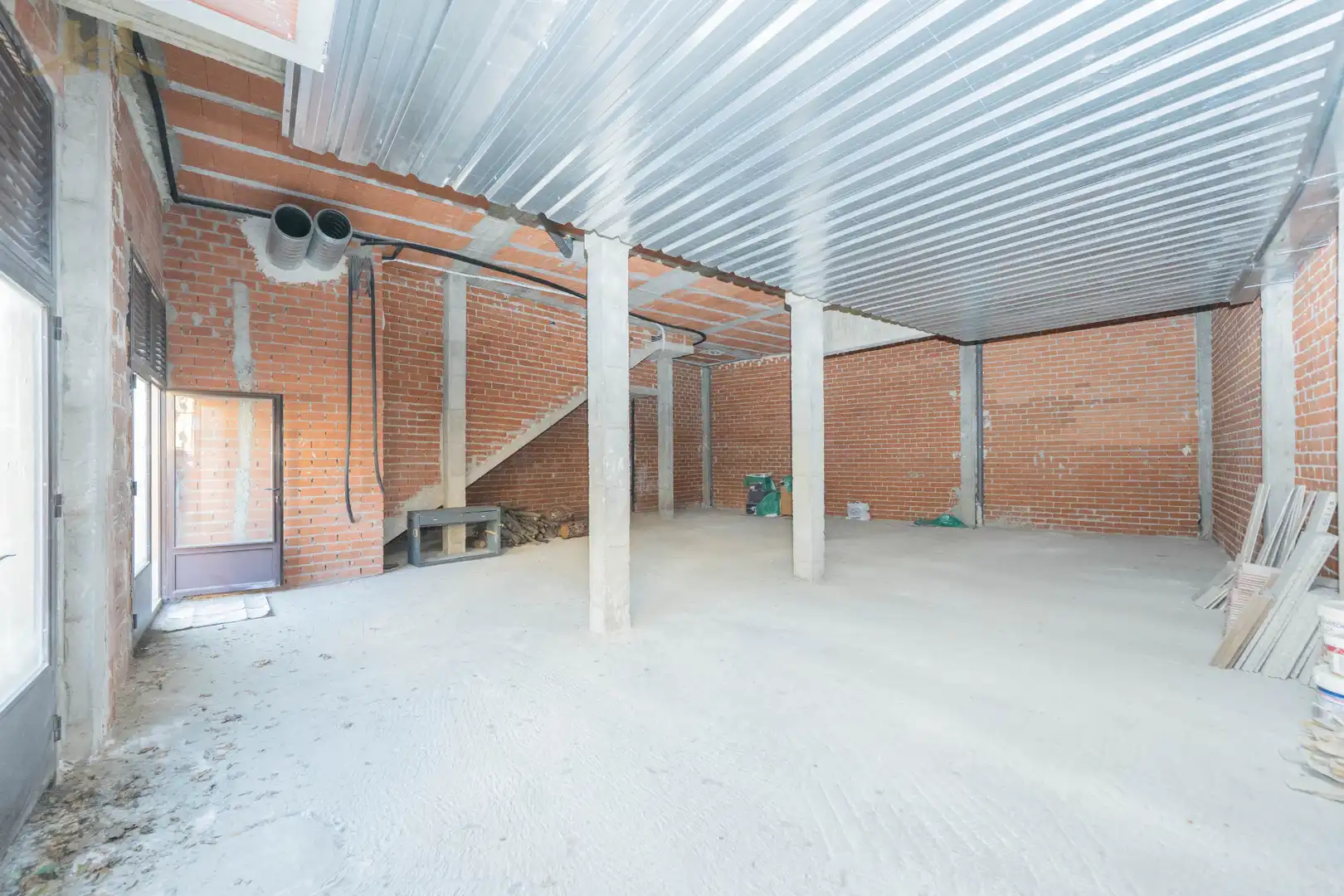 Local comercial de lloguer a Calle Cañada, imagen 2