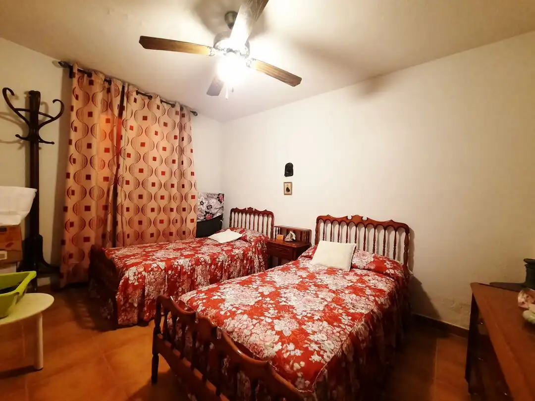 Habitación de Casa o chalet en venta en Escalona con Calefacción y Alarma