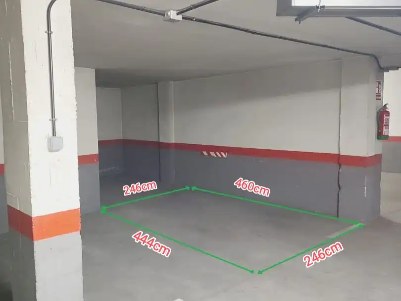 Parking of Garage for rent in Fuenlabrada