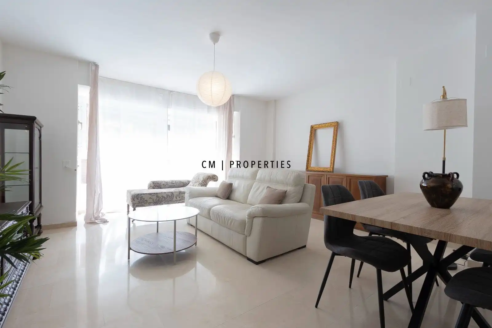 Sala de estar de Piso de alquiler en Valencia con Aire acondicionado, Calefacción y Terraza