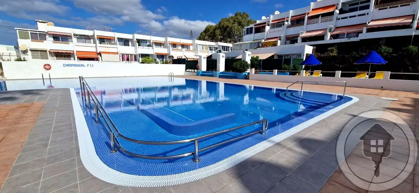 Piscina de Planta baixa en venda en Arona