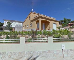 Vista exterior de Casa o xalet en venda en Vidreres amb Calefacció i Piscina comunitària