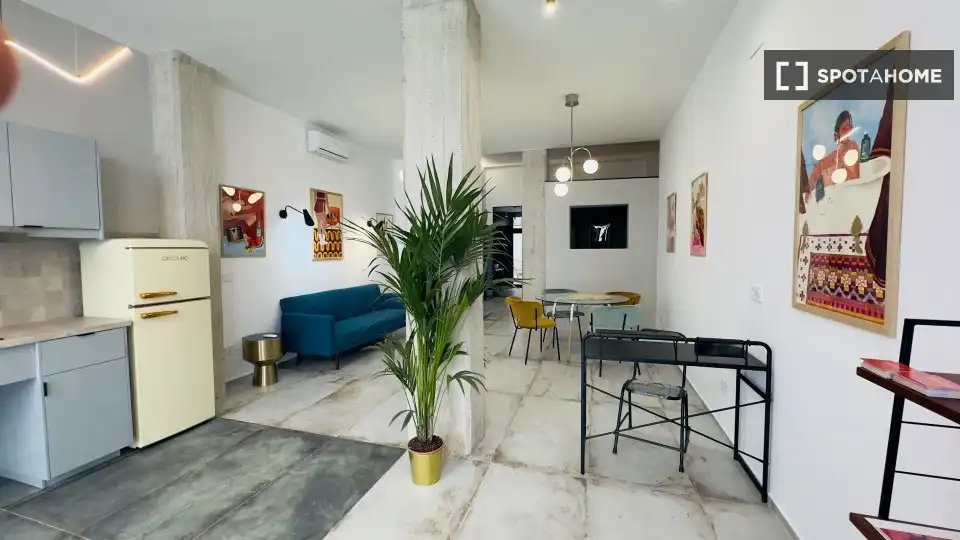 Sala de estar de Piso de alquiler en Valencia con Aire acondicionado, Calefacción y Amueblado