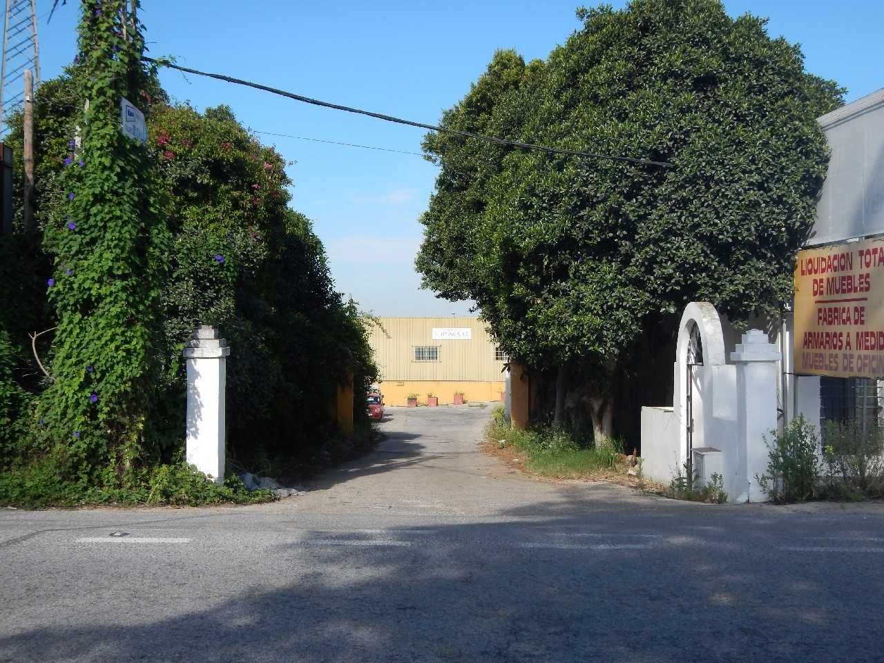 Industrial buildings for sale in Centro
