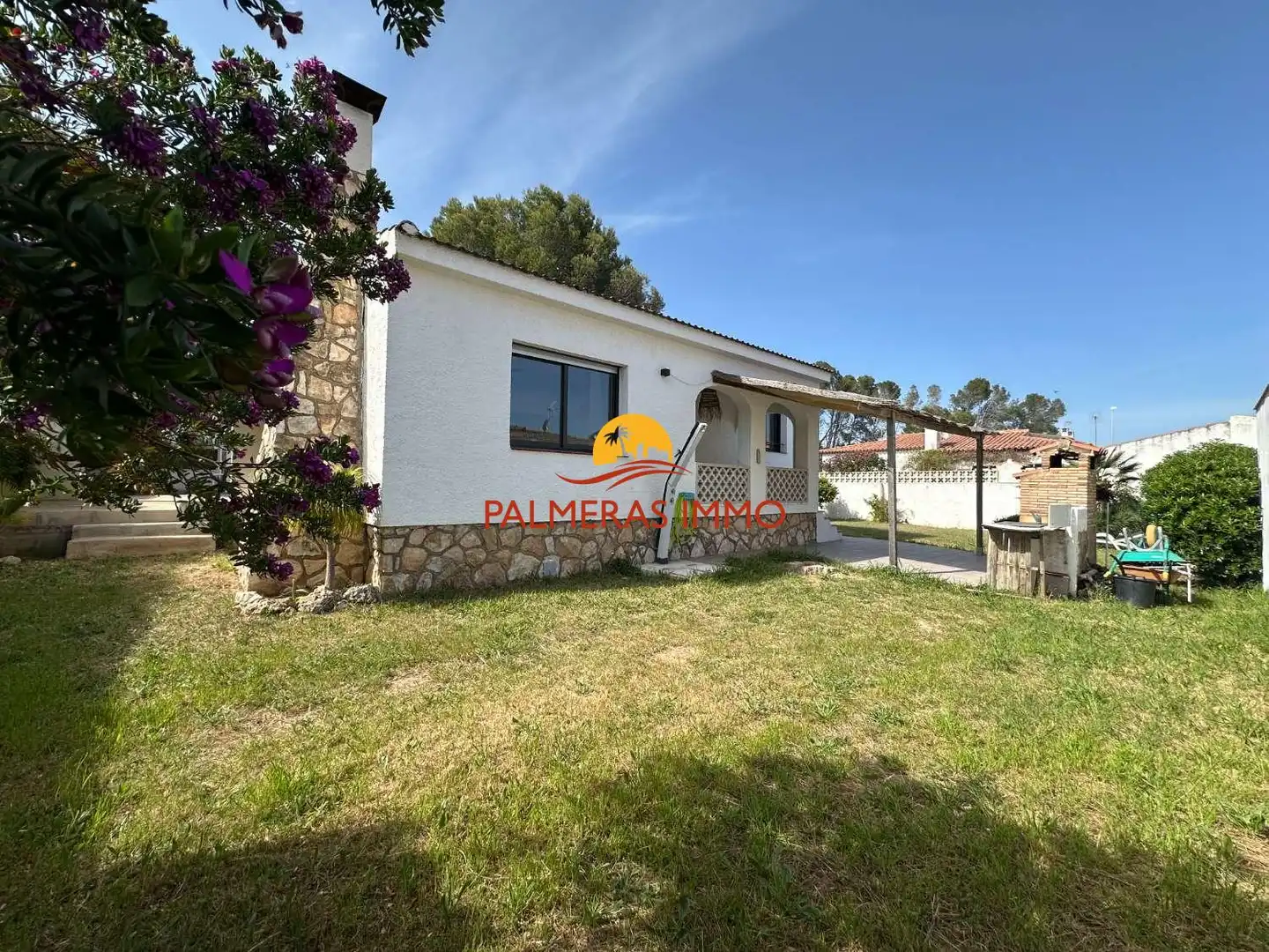 Vista exterior de Casa o chalet en venta en Mont-roig del Camp