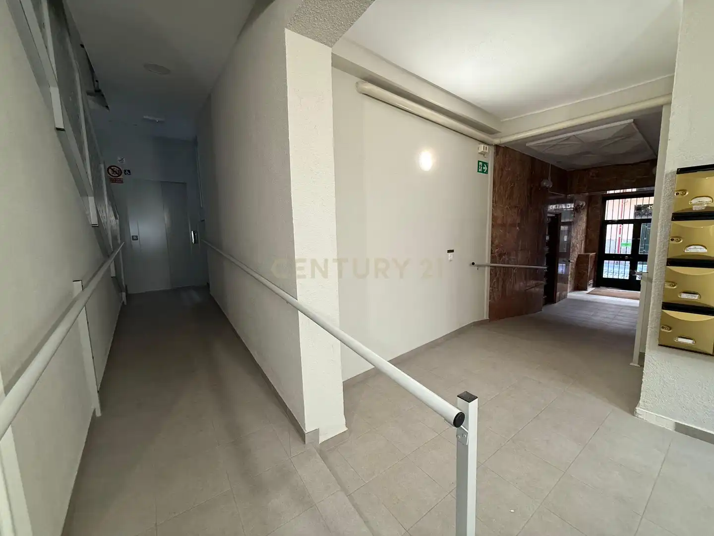 Apartments for sale in Calle Jesús y María, Madrid, Spain, Embajadores - Lavapiés