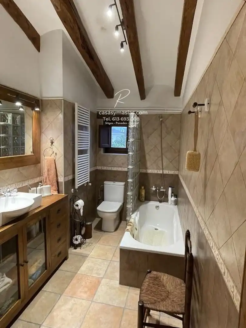 Bathroom of Country homes for rent in Sant Martí Sarroca  with Heating and Balcony