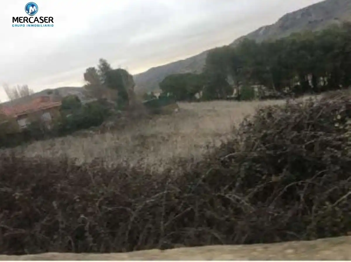 Terreny residencial en venda a Calveriza