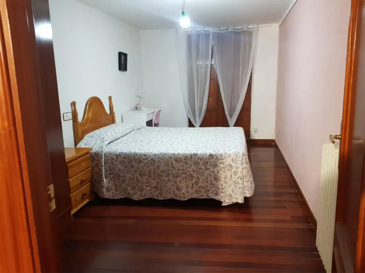 Habitación de Planta baja en venta en Burgo de Osma - Ciudad de Osma con Parquet, Amueblado y Horno