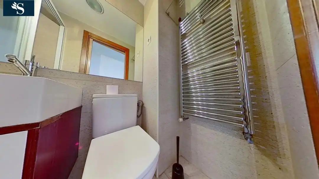 Bathroom of Flat for rent in Madrid  with Air Conditioner, Heating and Terrace