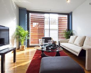 Living room of Apartment to rent in  Barcelona Capital  with Air Conditioner, Heating and Oven