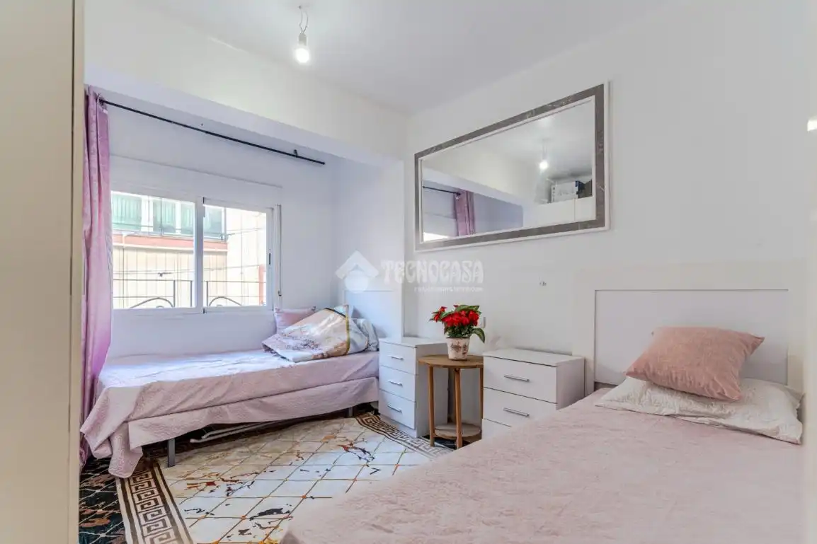 Bedroom of Flat for sale in Motril