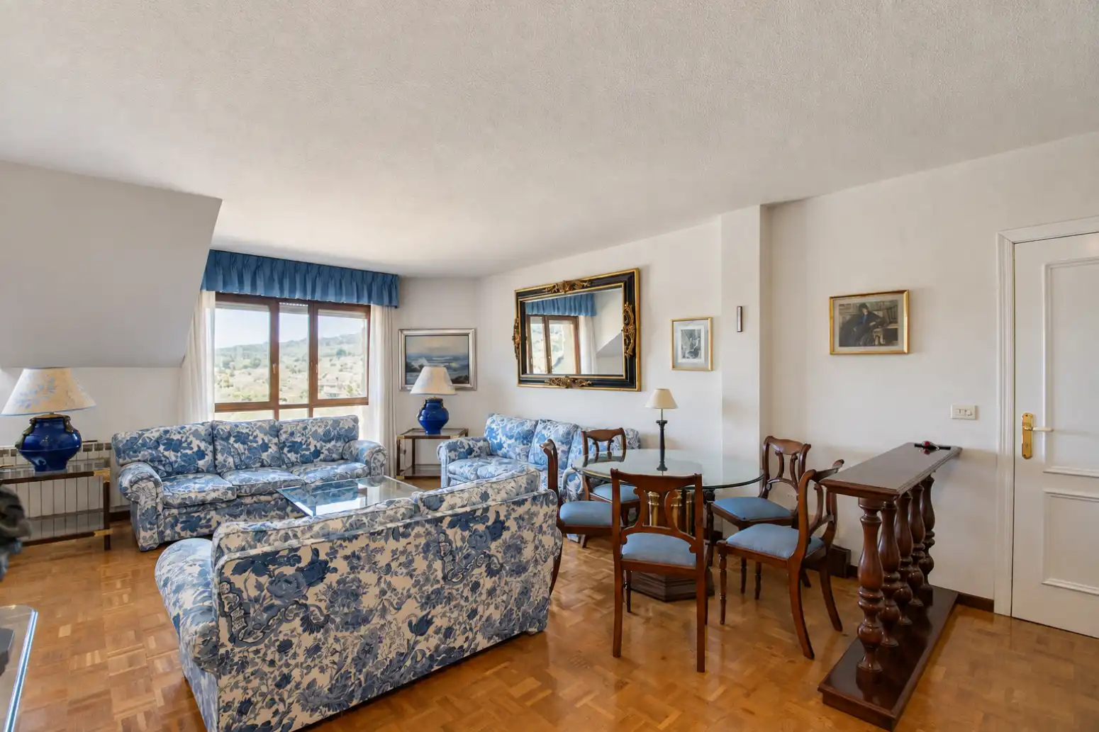 Sala de estar de Piso en venta en Este - Alcosa- Torreblanca