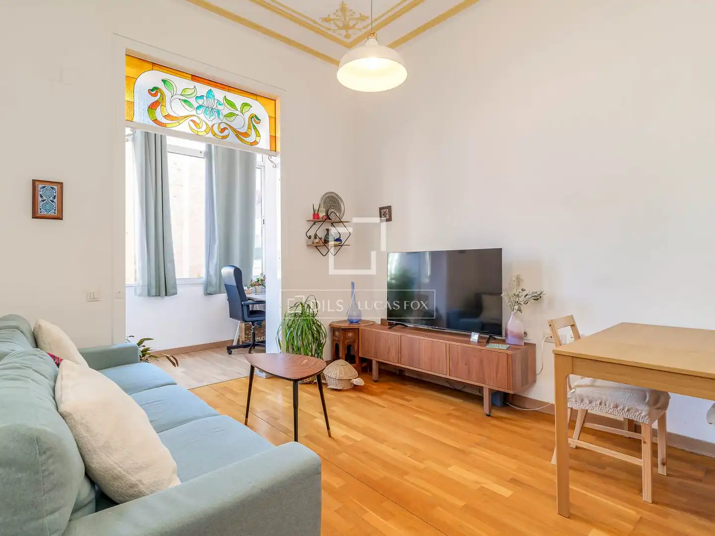 Sala d'estar de Pis en venda en Barcelona amb Aire condicionat, Calefacció i Balcó