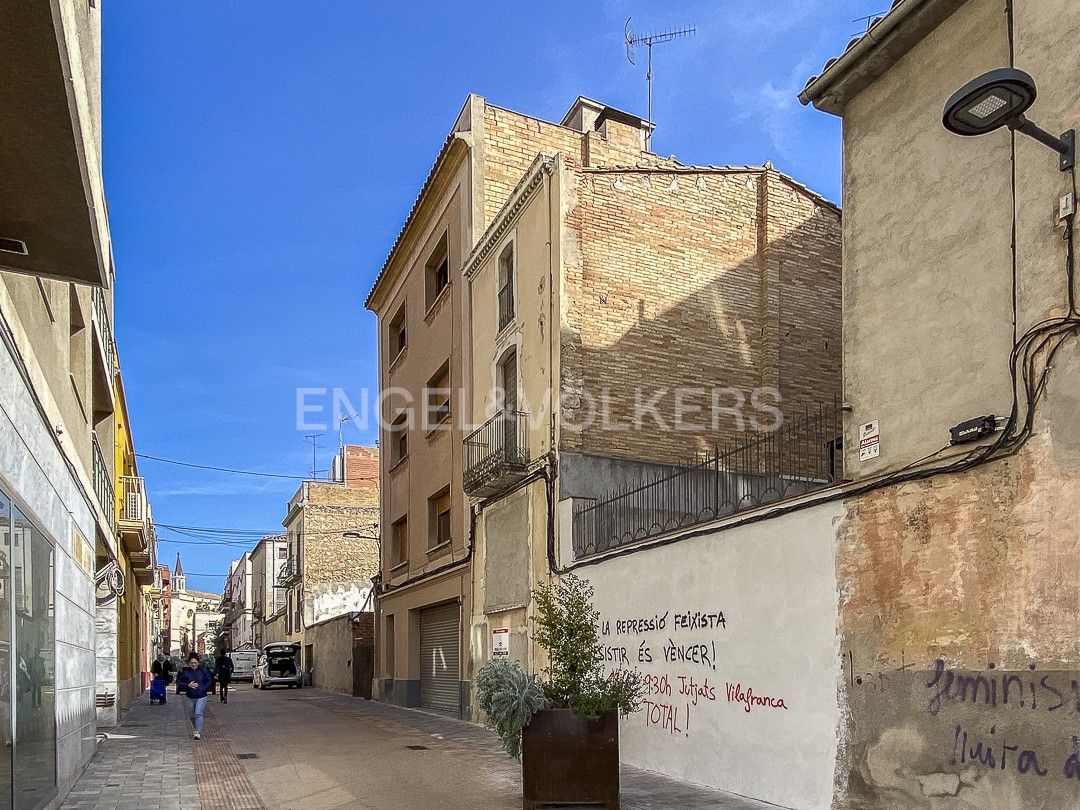 Exterior view of House or chalet for sale in Vilafranca del Penedès  with Heating, Terrace and Balcony