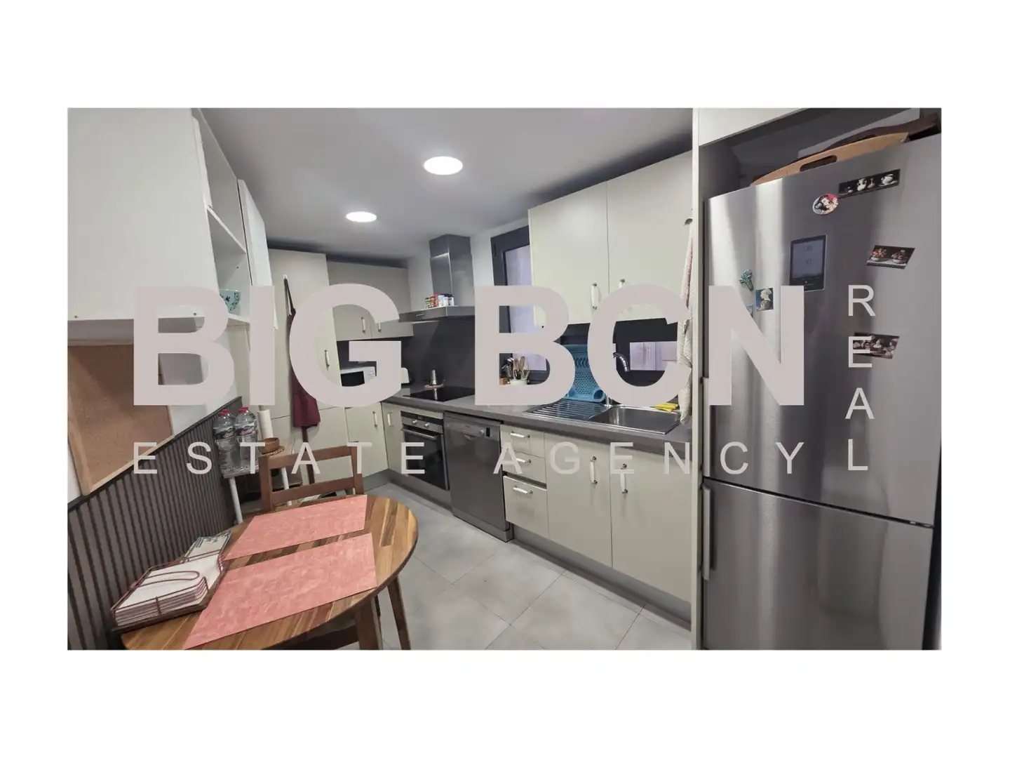 Kitchen of Flat for sale in Barcelona  with Air Conditioner, Heating and Parquet flooring