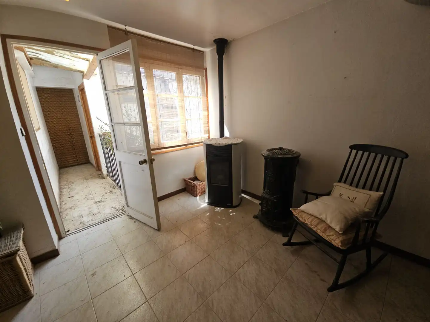 Einfamilien-Reihenhaus zum Verkauf in La Granja d'Escarp mit Klimaanlage, Heizung und Terrasse