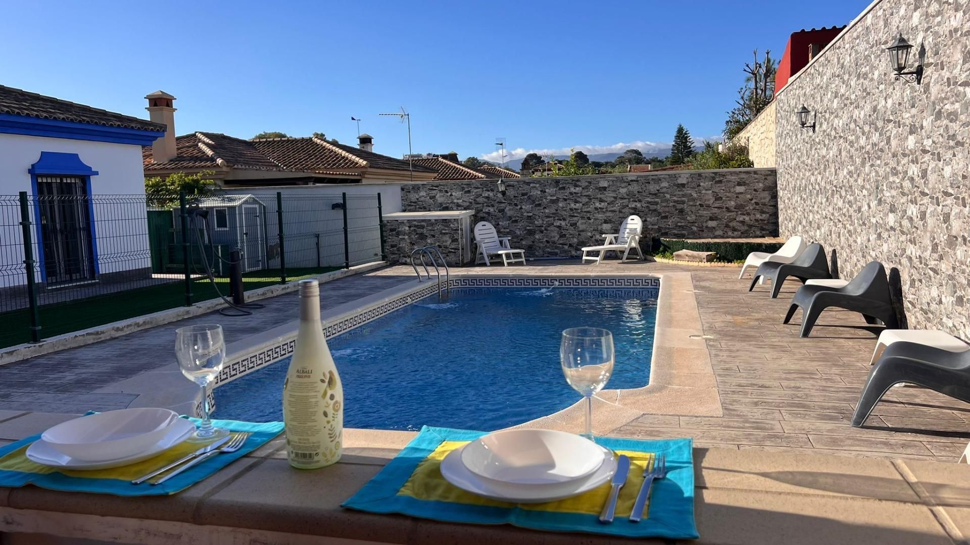 Piscina de Casa o xalet en venda en Los Barrios amb Jardí privat, Terrassa i Piscina