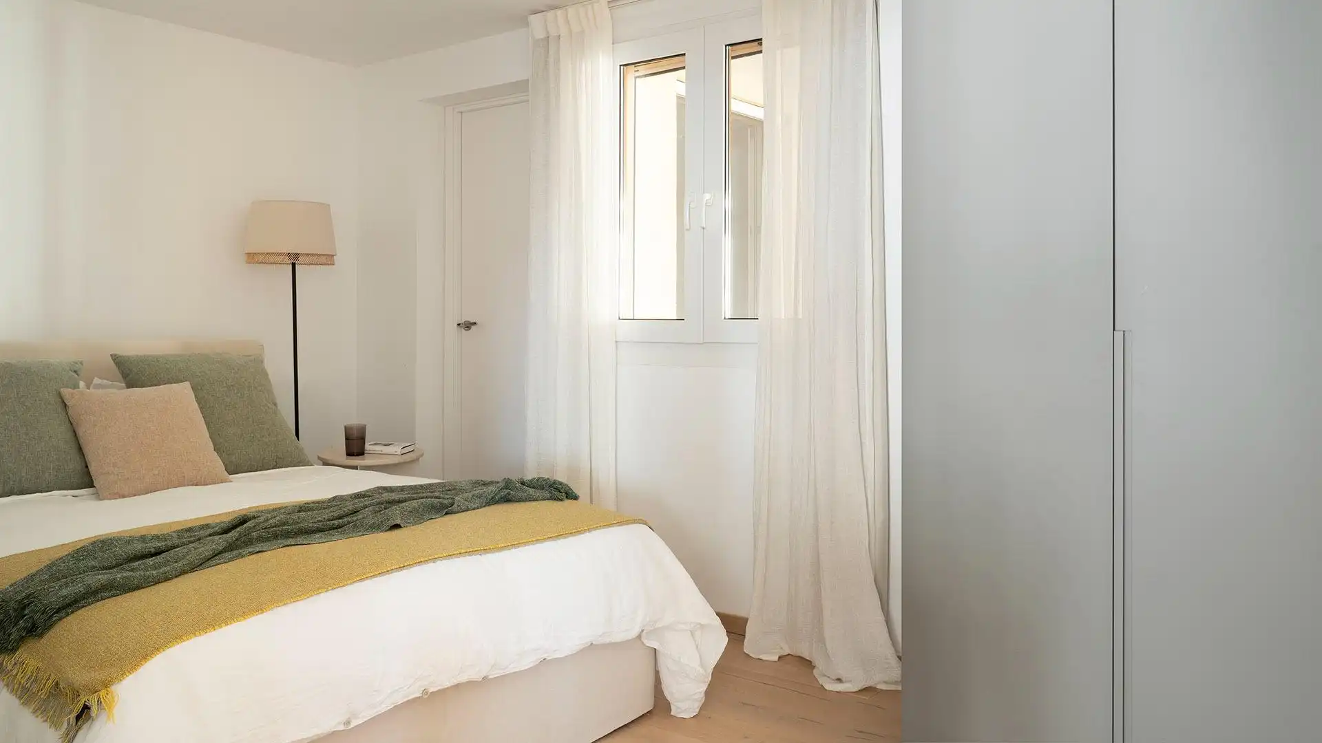 Bedroom of Apartments for sale in Calvià  with Air Conditioner, Heating and Terrace