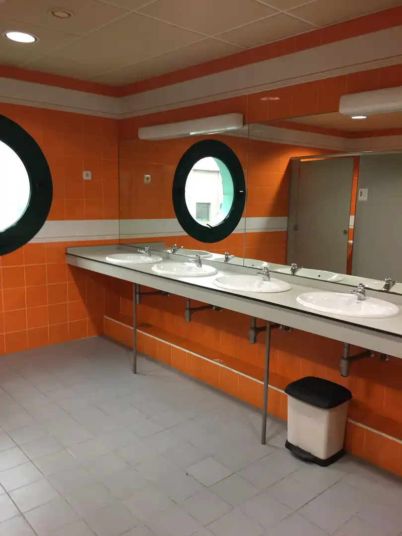 Baño de Oficina en venta en Erandio