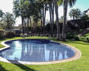 Swimming pool of House or chalet for sale in Sitges  with Air Conditioner, Terrace and Swimming Pool