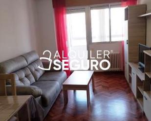 Dormitori de Pis de lloguer en Valladolid Capital amb Terrassa